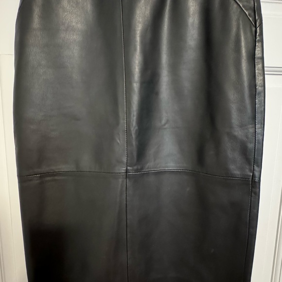 Brand new Oasis fake leather skirt black, US 8 - Picture 2 of 4